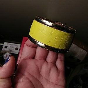 Beutiful spring bracelet